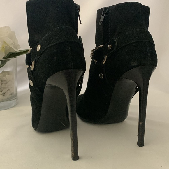 SAINT LAURENT PARIS Chain Harness Stiletto Heel Bootie - Picture 5 of 15